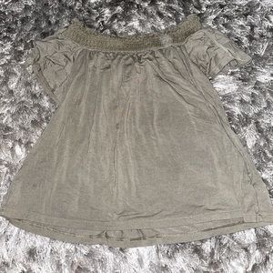 American eagle off the shoulder top